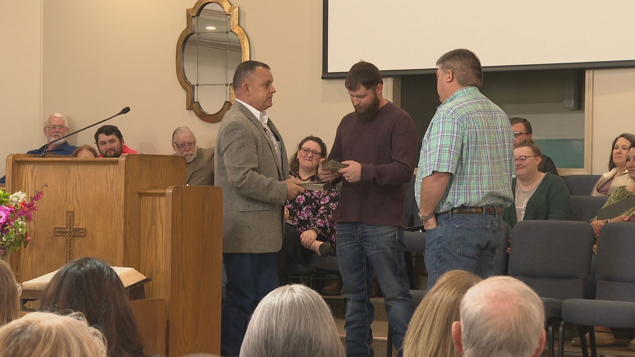 Robbie Hayden presentation to Steve Hammett and Seth Basinger